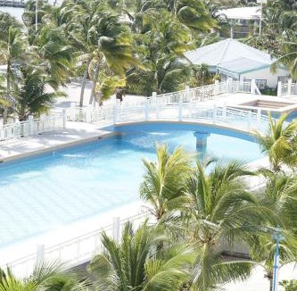 Glovers Reef Atoll Resort | Belize Dive Haven Resort & Marina