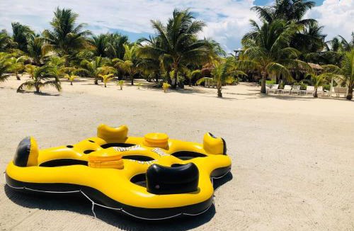 Placencia Cabin | Caribbean Beach Cabanas