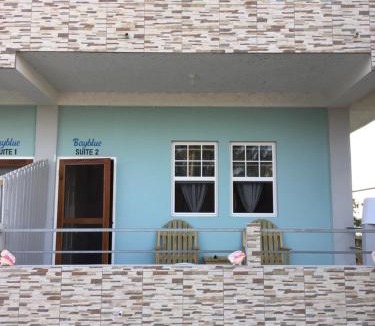 Caye Caulker Apartment | Hidden Treasure Vacation Home Bay Blue Suite 2