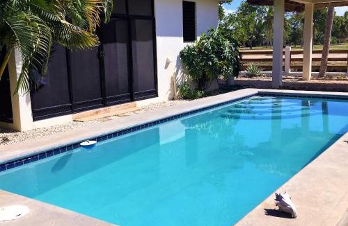 Corozal House | Royale Manor