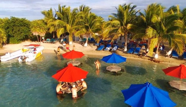 Hotel Coastalbay 2