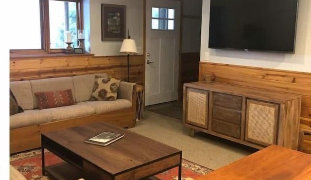 Mad River Valley Ski Cabin in Waitsfield