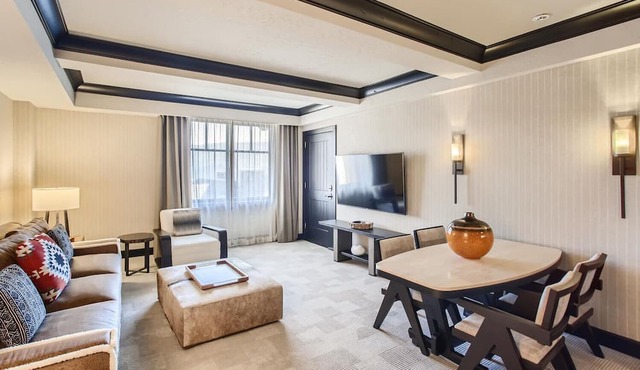 Luxury Ritz Carlton 1BR Residence - Ski-in/out & Private Laundry in Beaver Creek