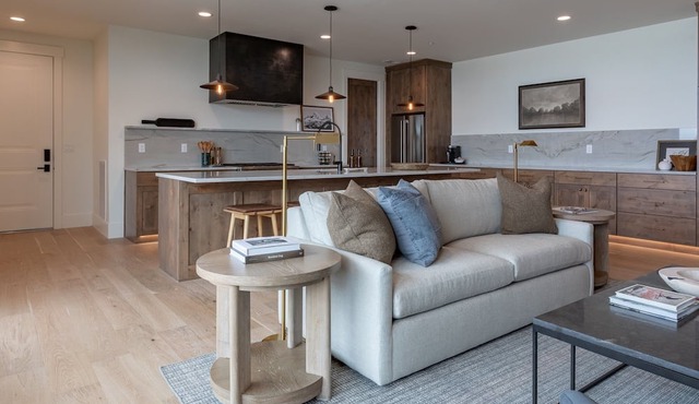 Basin Three Peaks | 8BR Luxury Group Escape in Driggs