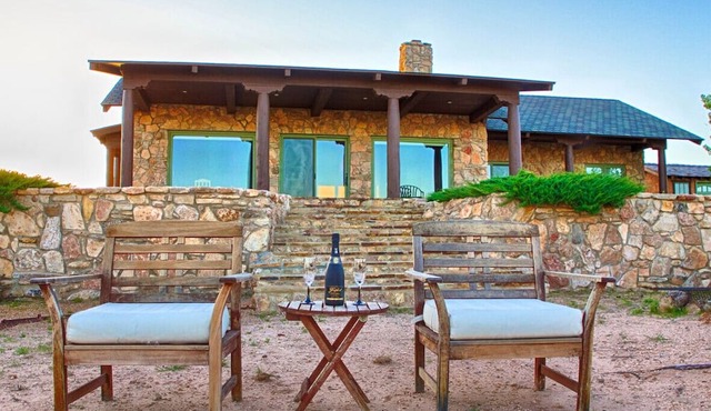 SkyHouse cabin on the West Rim in Canyon