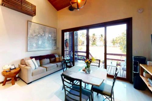 Staffed Beachfront Estate Luxury Retreat