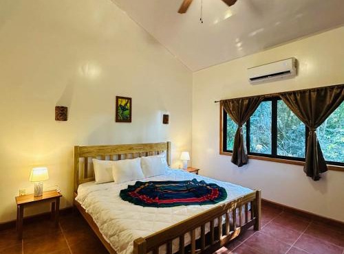 Mariposa Jungle Lodge