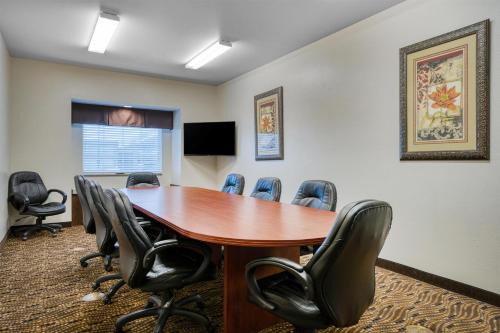 SureStay Plus Hotel by Best Western Buckhannon in Buckhannon