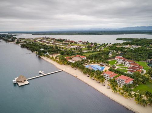 Villa Castello- Water Views & Resort Amenities