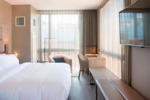 Ac Hotel 